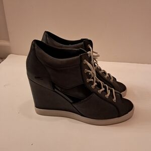 Lacoste Sneakers Peep Toe Wedges Women's 7.5/8 Gray Leather Platform Comfort